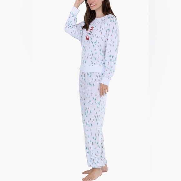 NEW! Honeydew Festive Soft White Pajama Set with Snow Ski & Tree Print - Picture 11 of 13